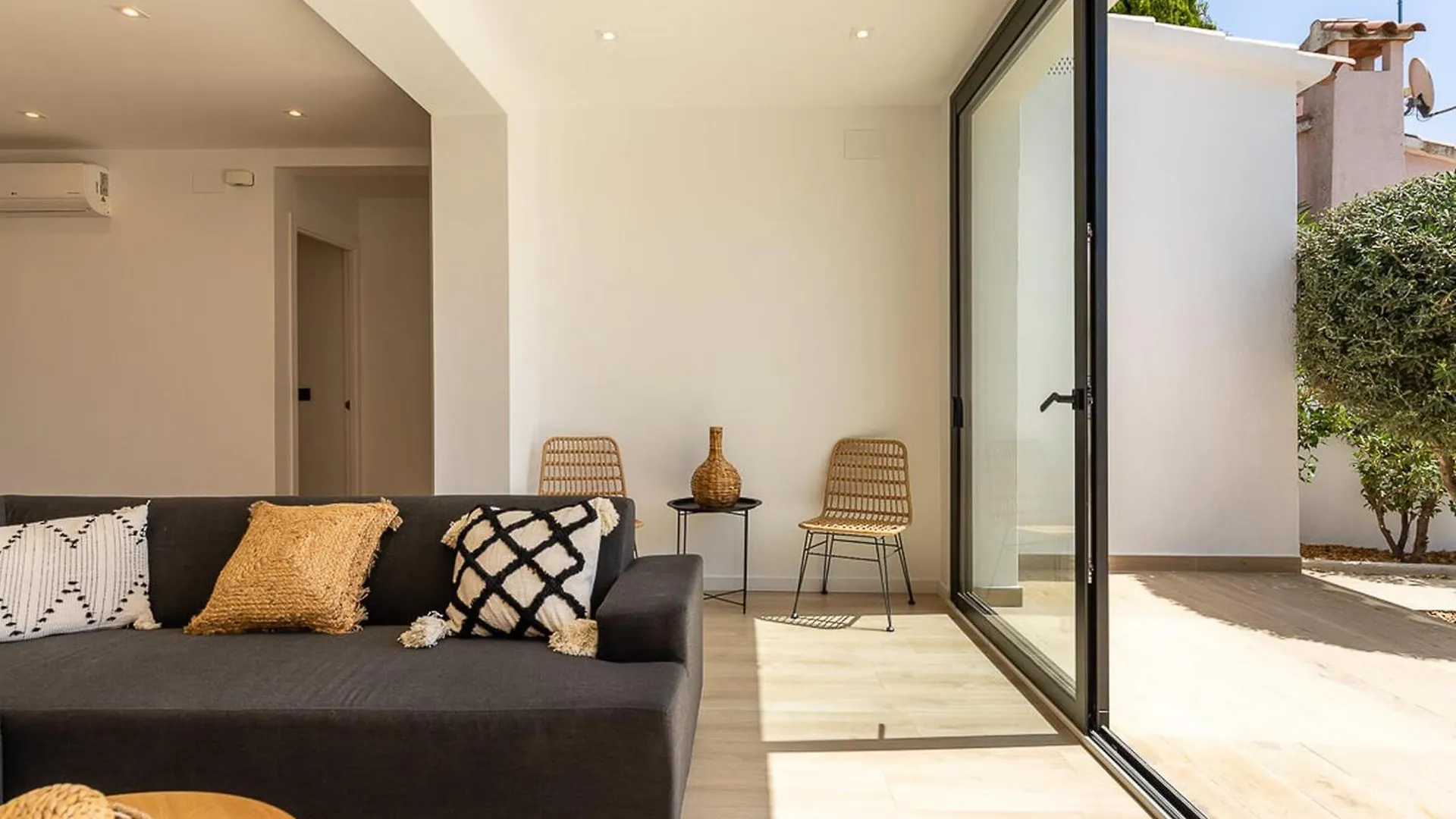 Casa Aloha Goertz Con Amarre Y Piscina - Hisp-288-67 Villa Empuriabrava