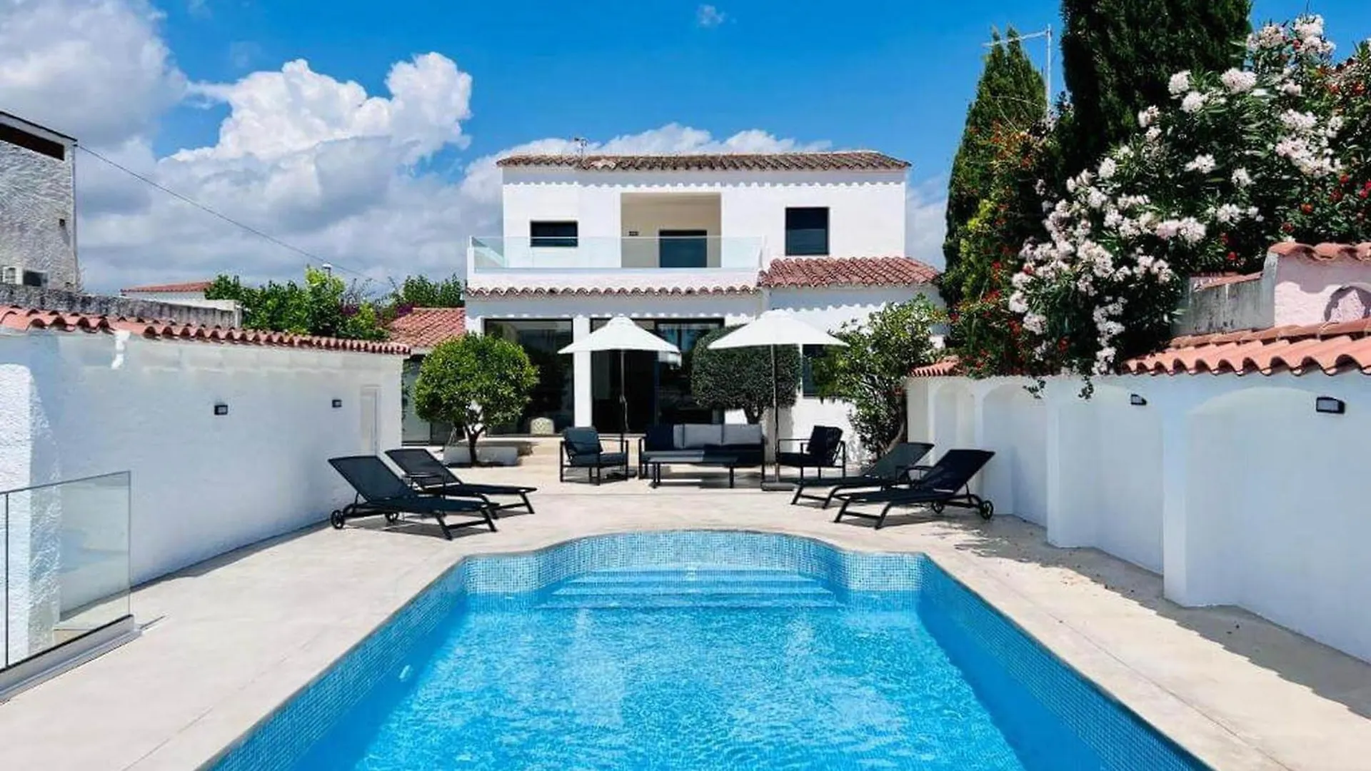 Holiday home Casa Aloha Goertz Con Amarre Y Piscina - Hisp-288-67 Villa Empuriabrava